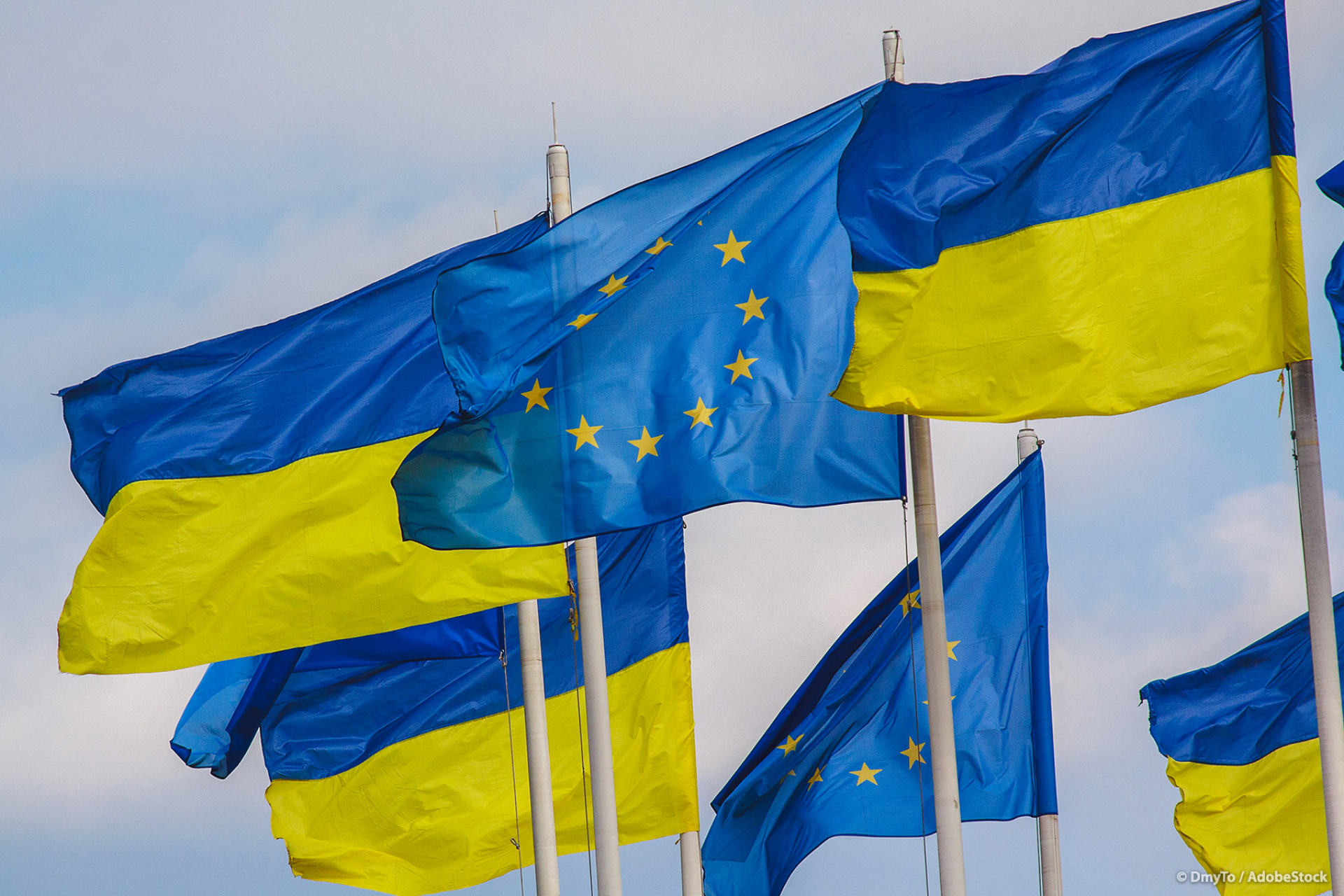 ЕС финтира Орбан за Украйна с извънреден ход за 20 милиарда евро 