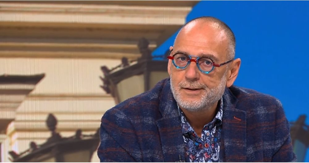 Любен Дилов-син разказа какви идиоти има в парламента 
