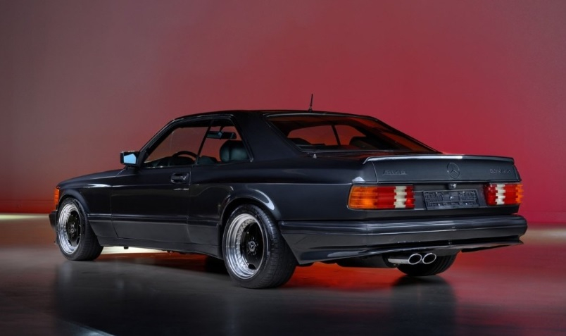 Звезда от 80-те: Продава се уникален Mercedes W126, а цената му е... СНИМКИ
