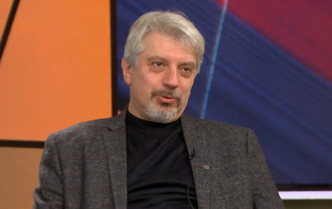 Пратили проф. Витанов да си търси жена, и то софиянка, а причината е шокираща