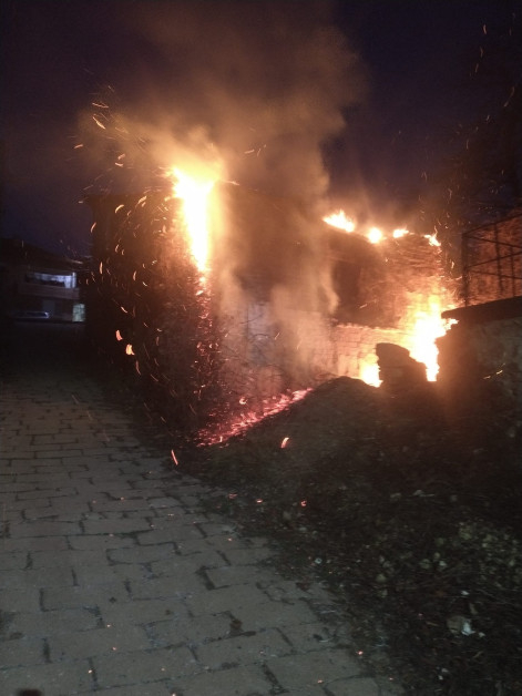 Деца запалиха пиратки в Перущица, последва нещо страшно