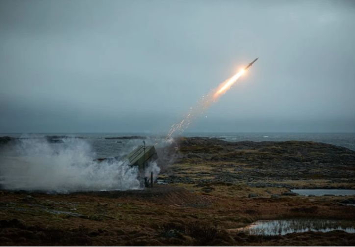 WSJ: Западът се сблъсква с остър недостиг на оръжия, изостава от Русия и Китай