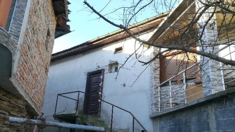 Жестоко убийство посред бял ден смрази България 