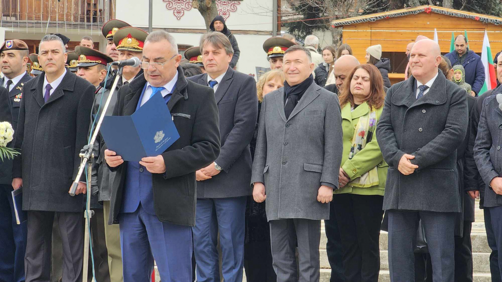 Стотици се стекоха в Калофер за рождението на Христо Ботев СНИМКИ
