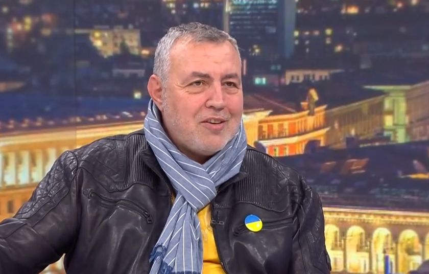 Хванаха на тясно Христо Мутафчиев заради труженички, той се закани да... ВИДЕО