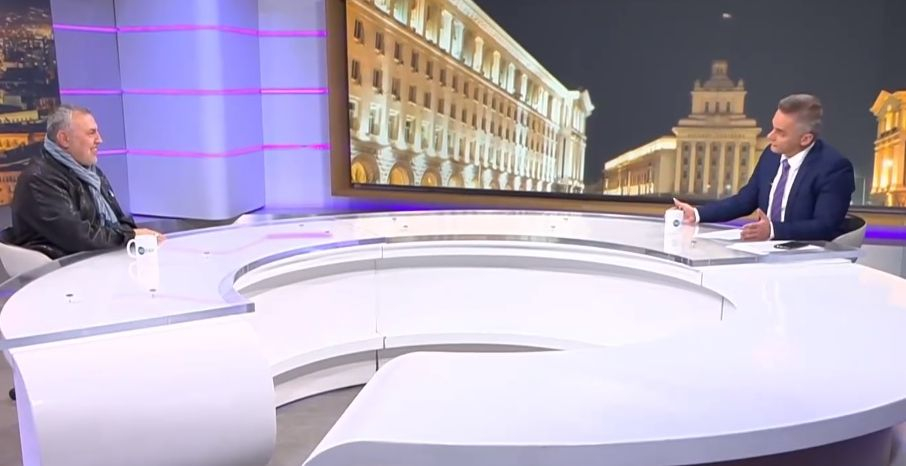Хванаха на тясно Христо Мутафчиев заради труженички, той се закани да... ВИДЕО