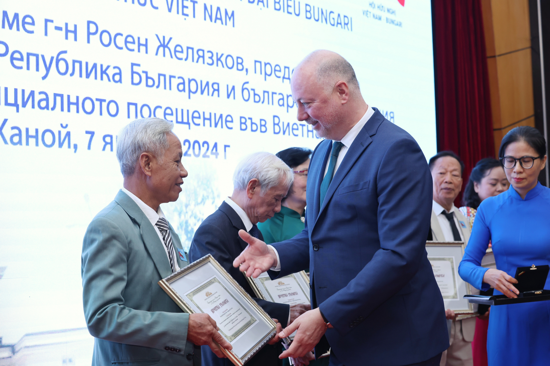 Росен Желязков с важен ход във Виетнам 