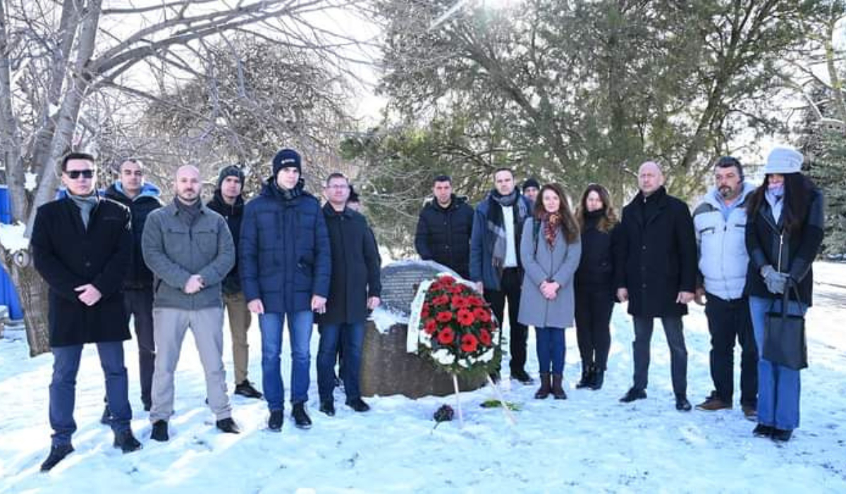 „Възраждане“ почетоха паметта на хилядите летци и мирни граждани, загинали в най-кървавата бомбардировка над София 