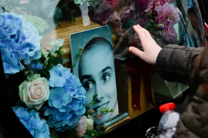 Стана ясна причината за смъртта на Шиниъд О'Kонър