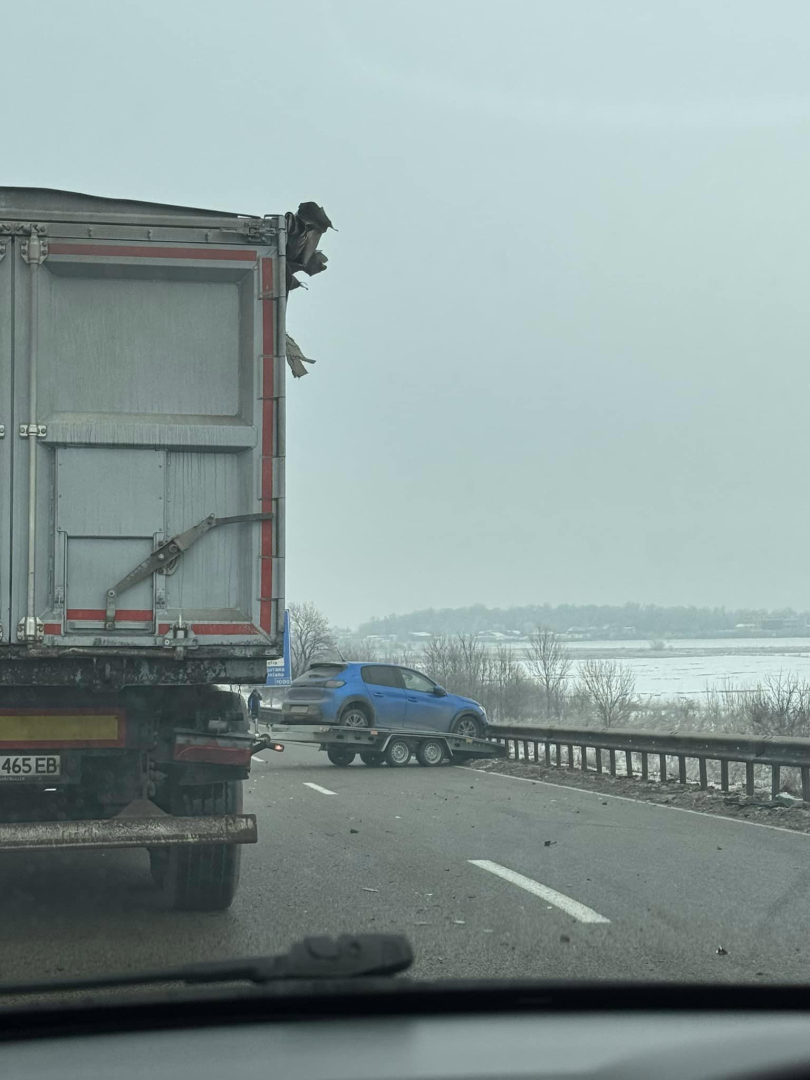 Тапа на Околовръстното на София, ремарке се откачи и... ВИДЕО