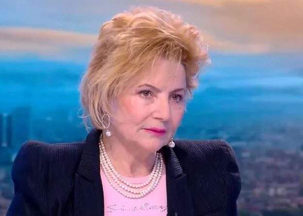Велико скочи на убийците Габриела и Красимира! Попиля адвокатката на тъщата, душила Пейо СНИМКИ