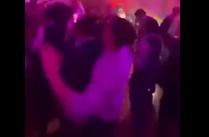 ВИДЕО запечата ужасяващ инцидент по време на сватбен танц