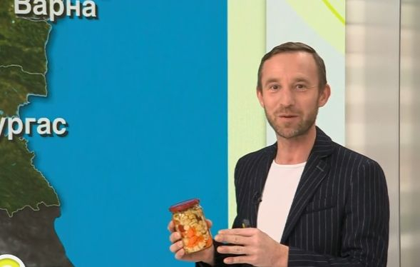 Ники Василковски с изкушаваща оферта към Цекова, водещата не устоя СНИМКИ