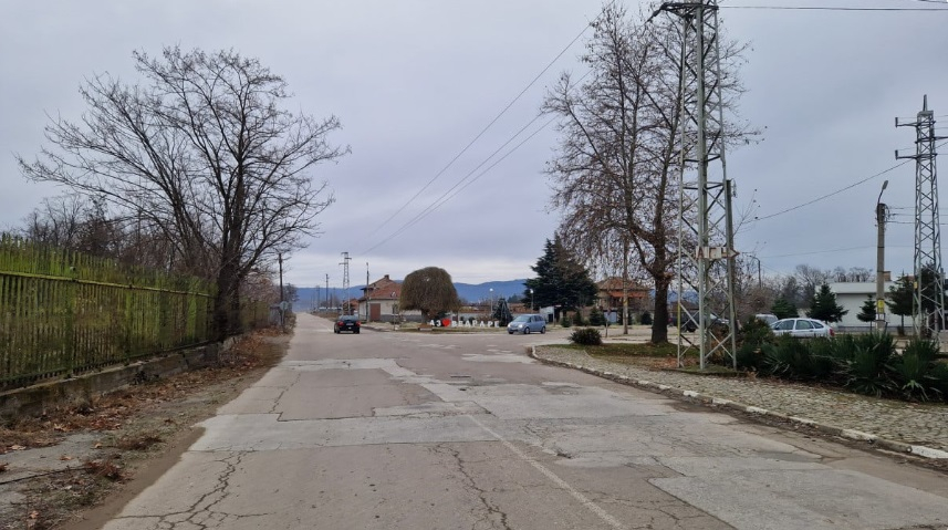 Младите бягат на село, но искат екстрите на големия град