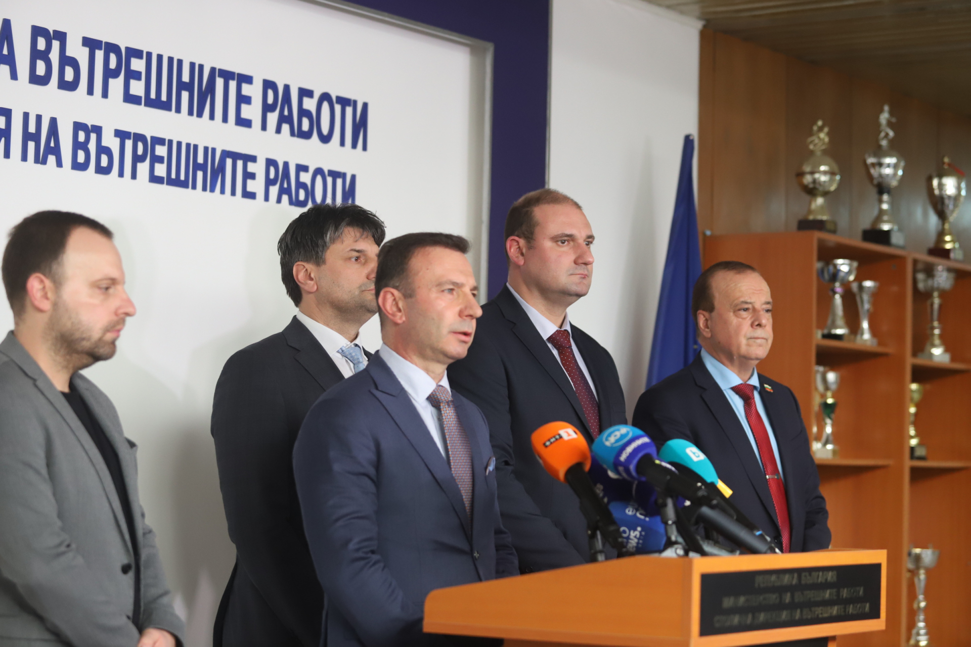 МВР заплете мистерията с убийството на Нотариуса и красивата му съпруга Гергана СНИМКИ