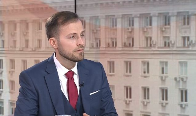 Искрен Митев показа лицето си след мелето в парламента, готви нещо лошо на "човека с прякора" 