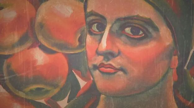 "Момиче с маковете" на Майстора: Ето как изглежда днес Тина СНИМКИ