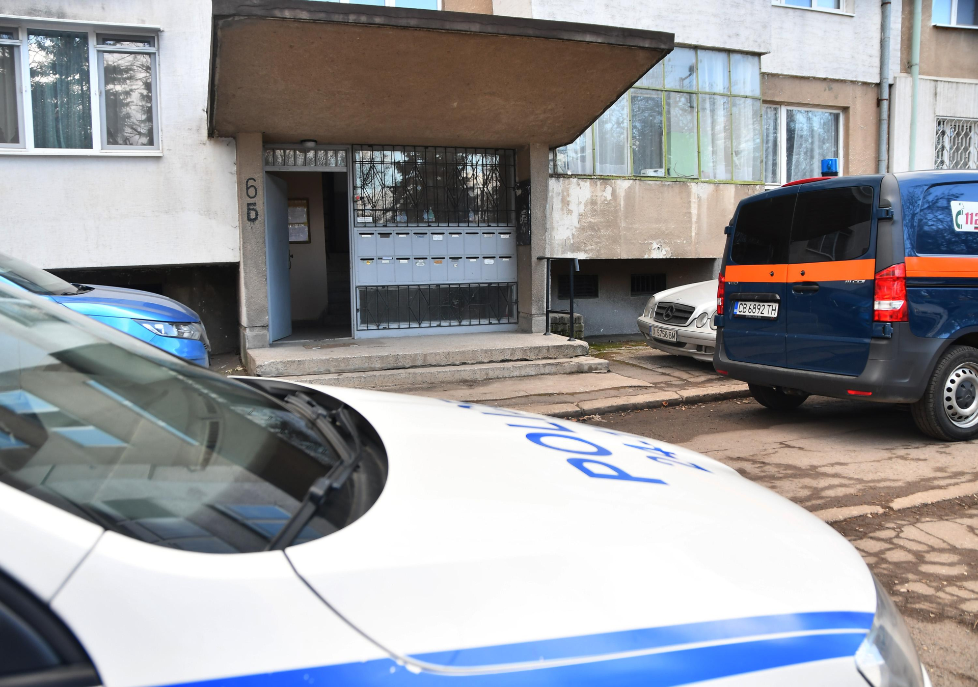 Извънредно! Намушкаха млада жена в София СНИМКИ