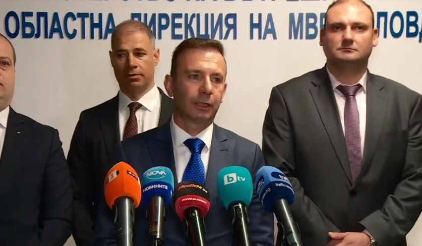 След акцията в ГДБОП: Разследват шпионаж и в ДАНС, МВР шефът обяви, че... ВИДЕО