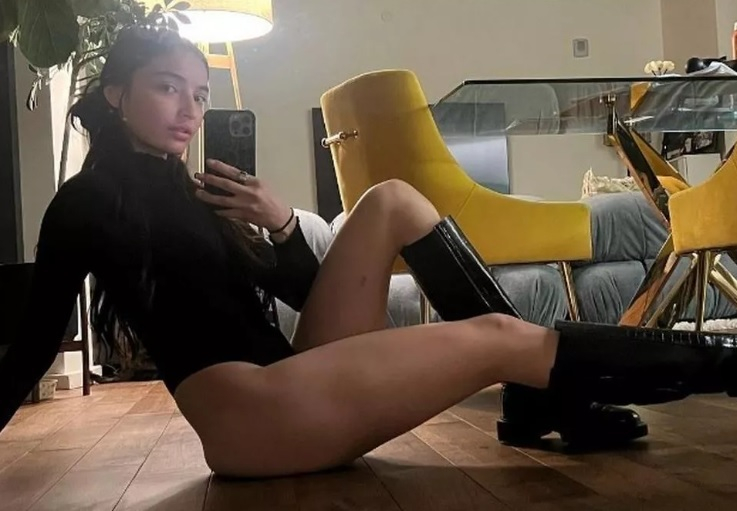 Популярна порноактриса е хоспитализирана в тежко състояние СНИМКИ 18+