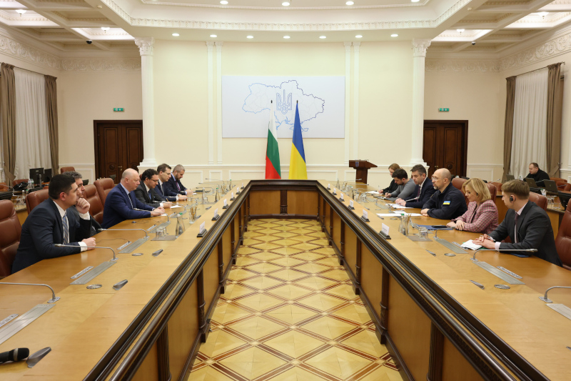 Желязков пред премиера на Украйна: България подкрепя санкциите на ЕС, наложени на Русия