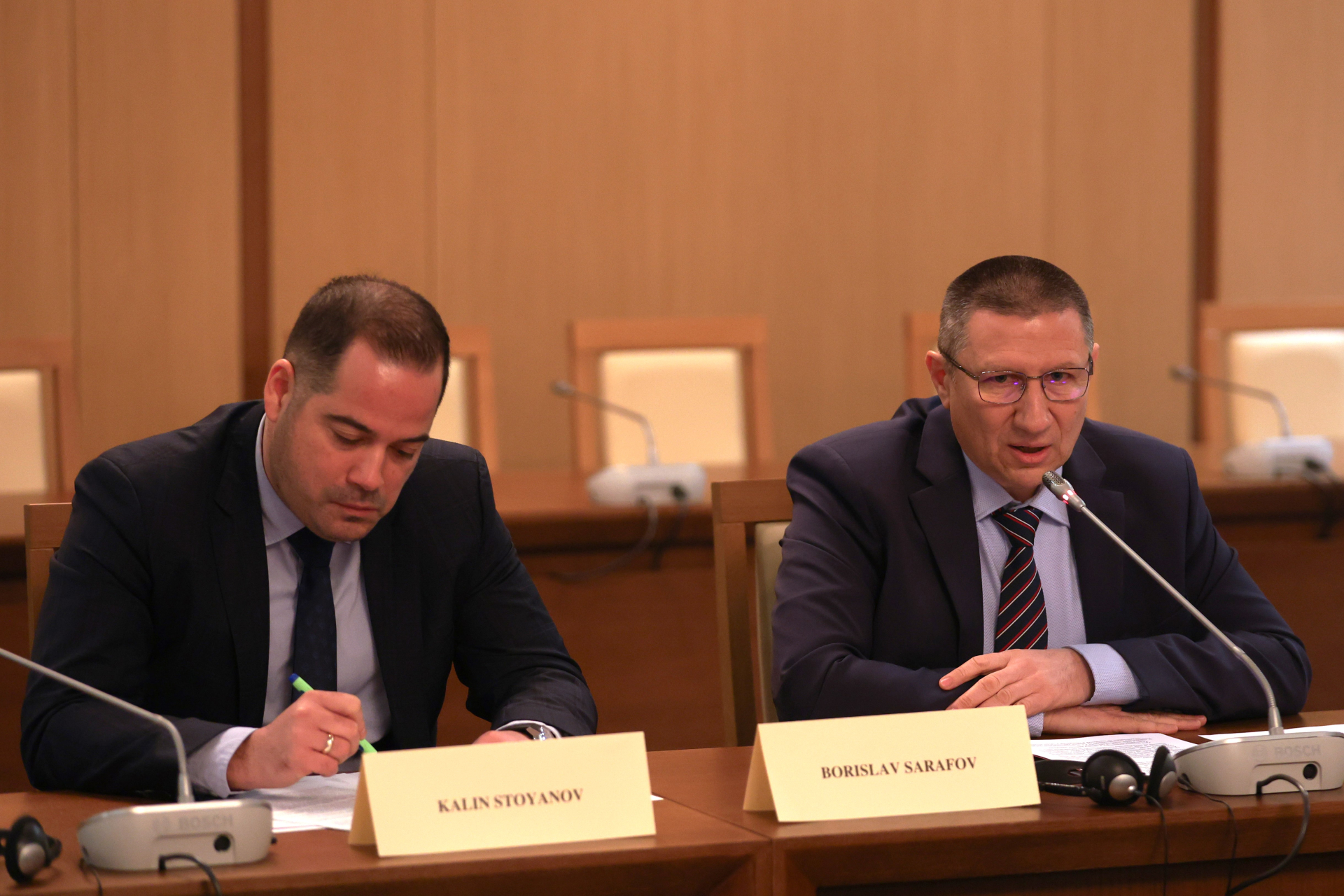 Сарафов проведе работна закуска с посланиците на държавите членки на ЕС, САЩ и Великобритания