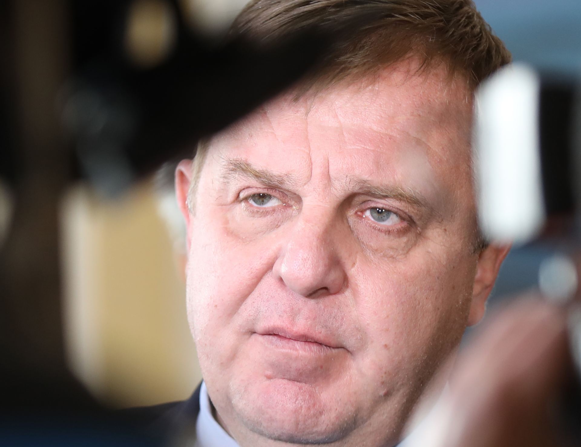 Каракачанов: Сделка 400 млн. лв. за радари за БА се пробутва на тъмно