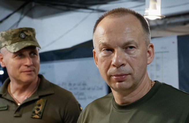 "Снежния леопард": Кой е генерал Александър Сирски, новият главнокомандващ на ВСУ СНИМКИ