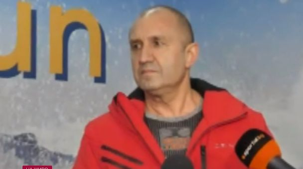 Радев удари силно по сглобката: Решенията се взимат от други хора, на друго място