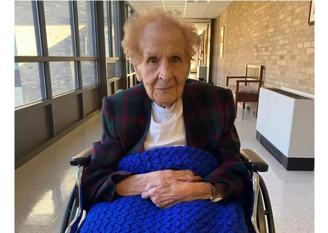Стана ясно за необичайната тайна на дълголетието на 109-г. жена СНИМКИ