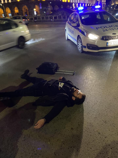 Шофьори, внимавайте: Арабски клошар се хвърля на платното в София, за да ви изнудва СНИМКА