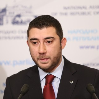 Контрера: ПП-ДБ-СС оплетоха в мрежа от лъжи София и СОС