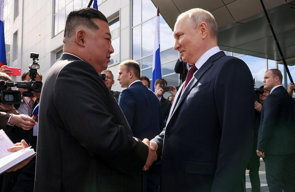 За лична употреба: Путин даде неочакван подарък на Ким Чен-ун