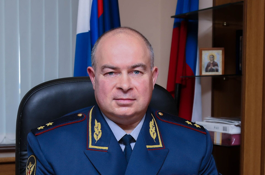 Путин повиши затворнически шеф, изтезавал Навални 