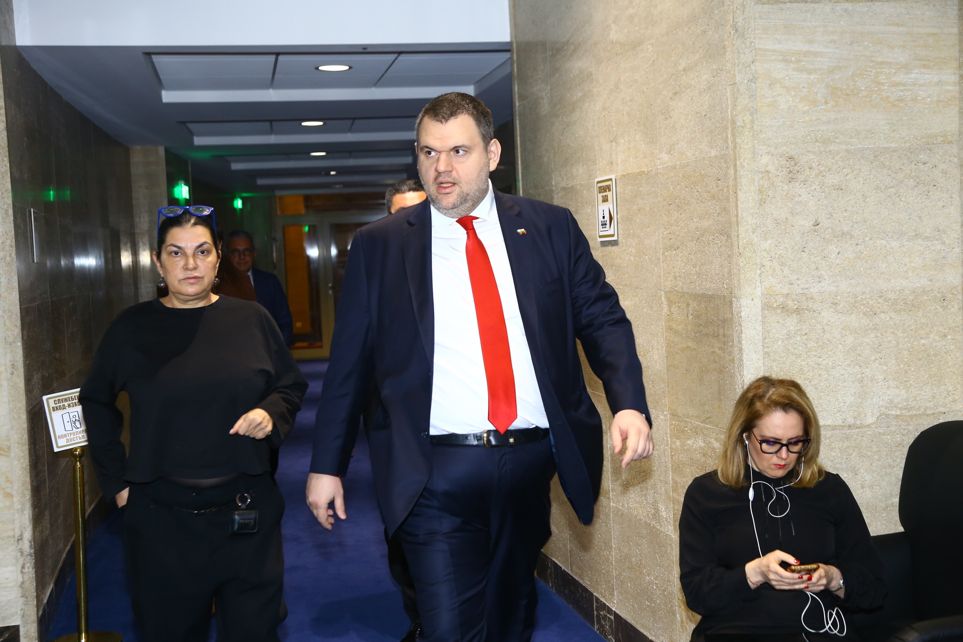 Следствието благодари на Пеевски за сигнала срещу руската пропаганда