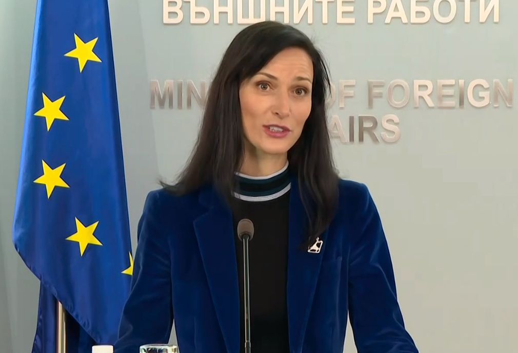 Мария Габриел взриви държавата с тези думи, пада ли кабинетът БЛИЦ TV