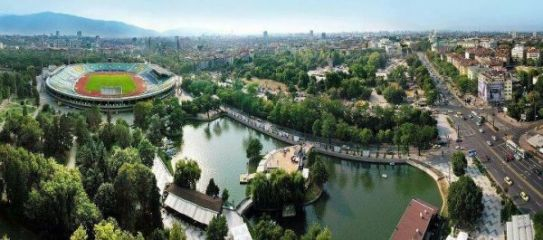 Безумие: По-евтино живеем до Ватикана, отколкото до Борисовата градина в София