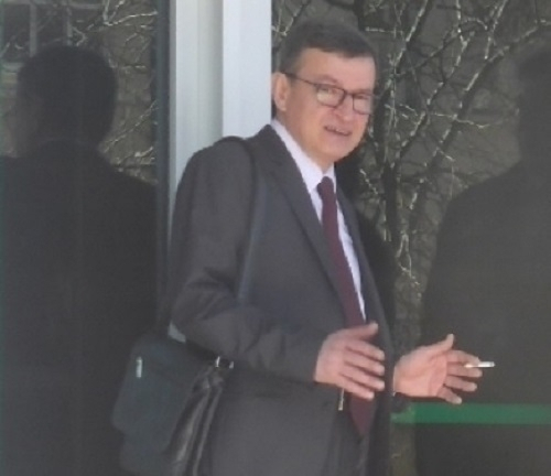 Грандиозен скандал: Откриха наркотици в дома на окръжен съдия във Враца СНИМКИ