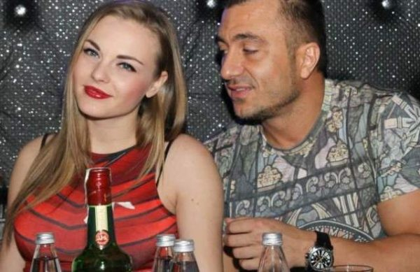 Бомба във фолка: Коцето пак е ерген, нагорещи до червено с "палави фенки" СНИМКИ