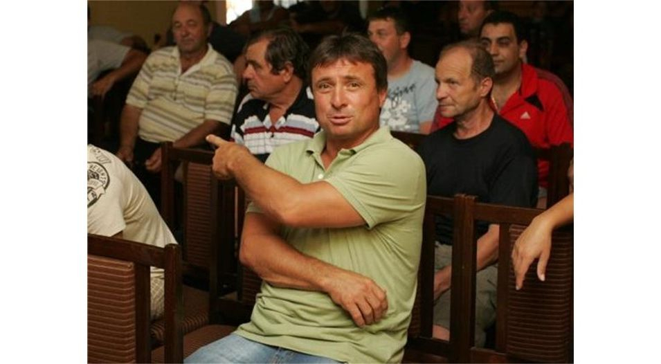 Руски мутри взривиха Рапана с адска машина под Аудито му във Варна 