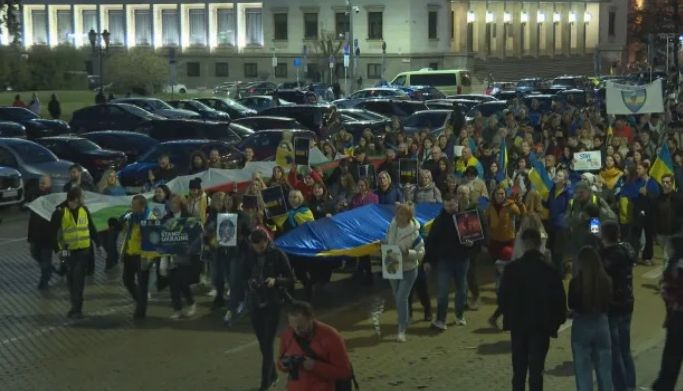 Напрежение пред Руската църква в София по време на шествието в подкрепа на Украйна 