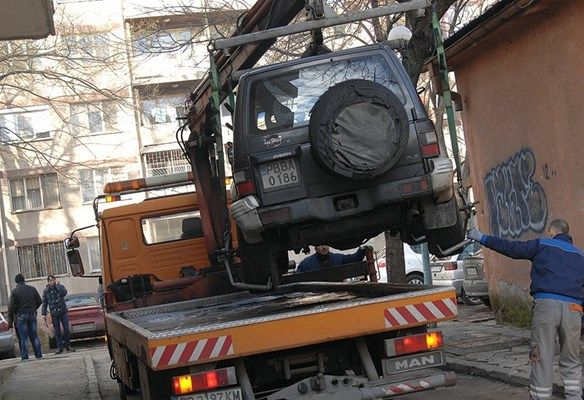 Намериха Доктора в локва кръв, гръмнат с личния му "Байкал"
