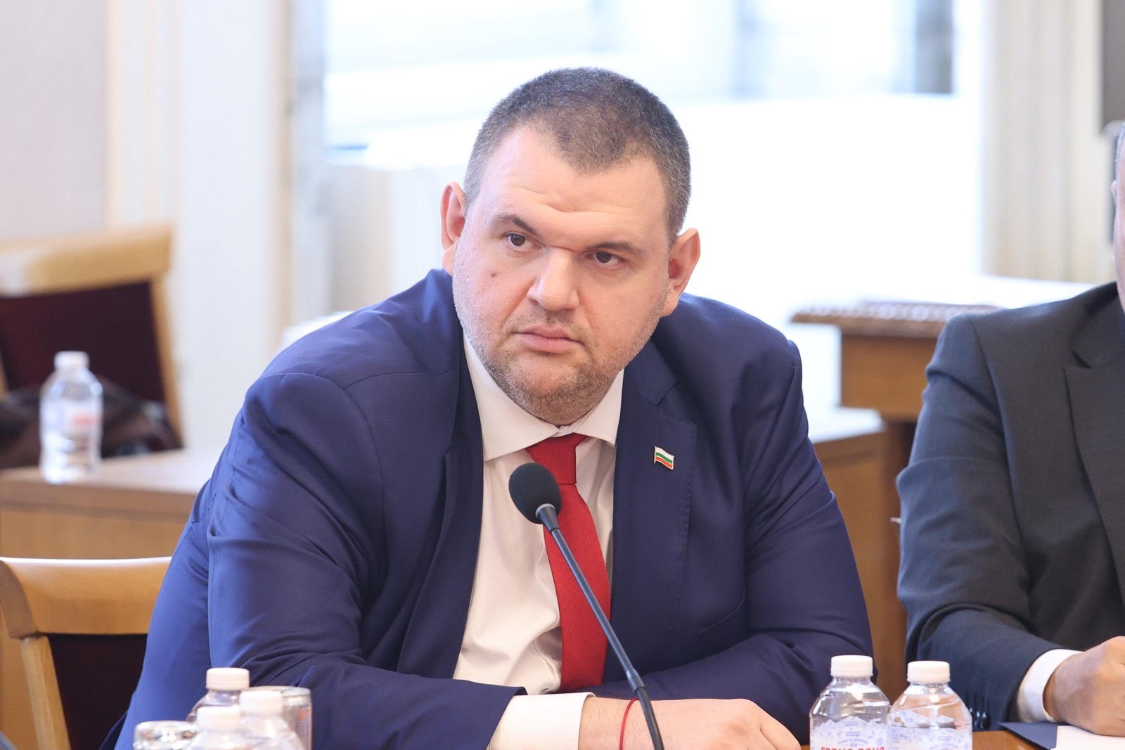 Пеевски: Очаквам извинение от Кирил Петков