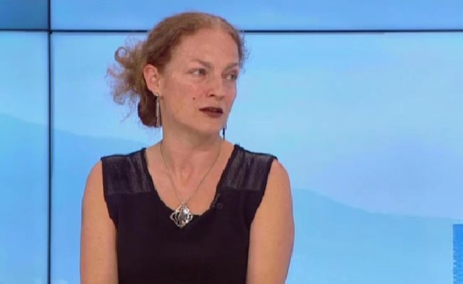 Психолог заплете мистерията с изчезналата 17-г. Ивана