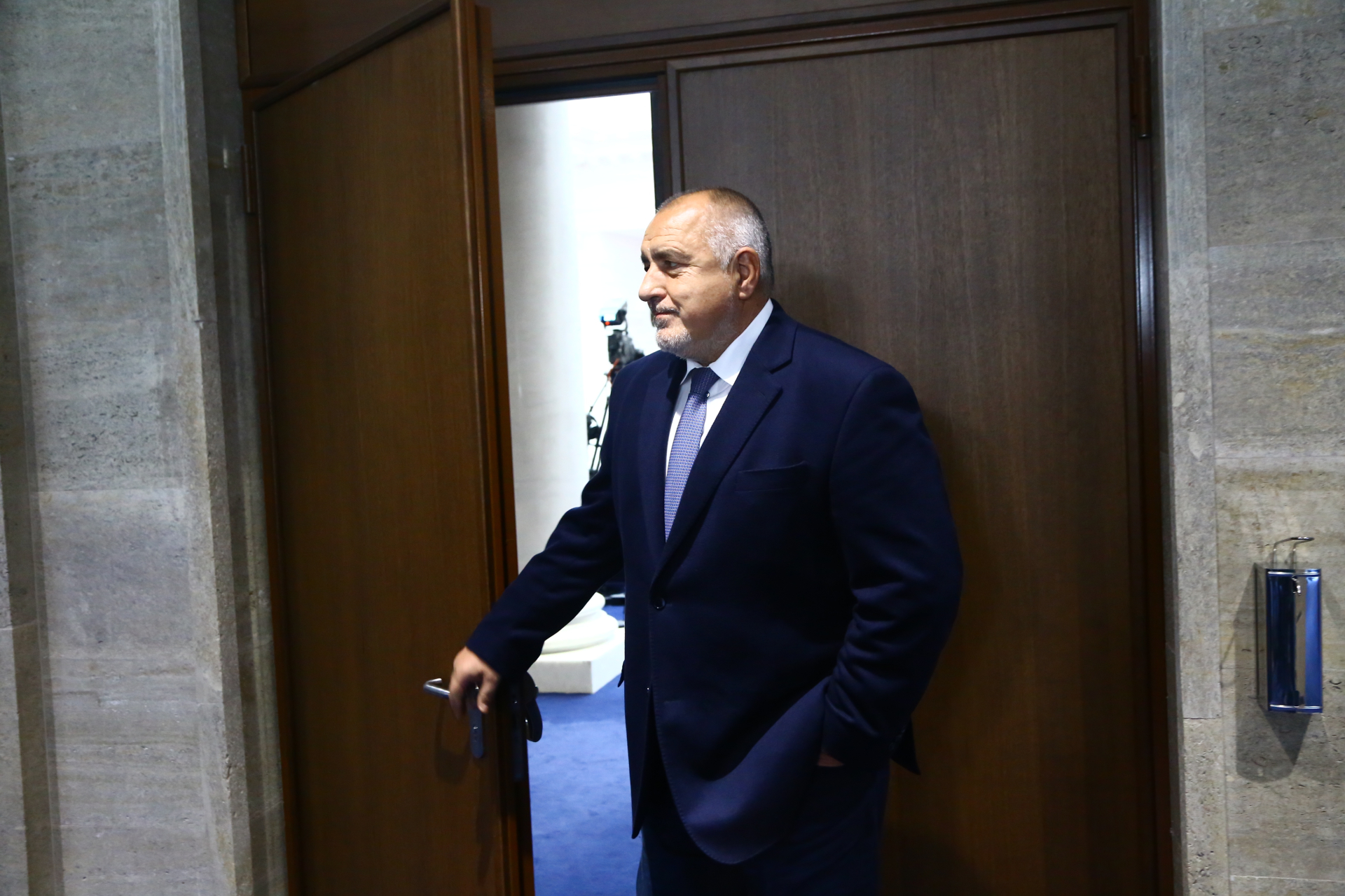 Борисов подпали парламента с култов коментар за преговорите БЛИЦ TV