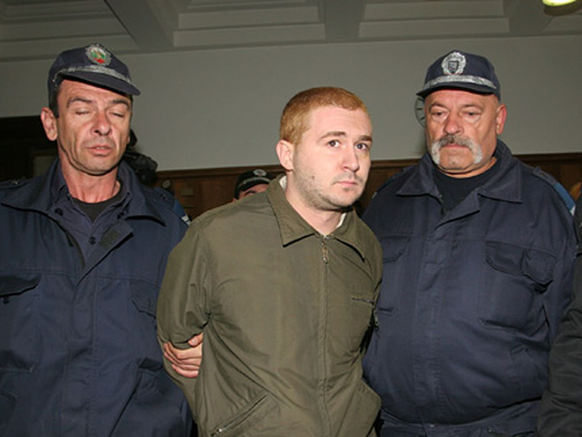 Ето как убиецът от "Соло" успял да се укрива от закона 13 г., изплува Мартин Нотариуса