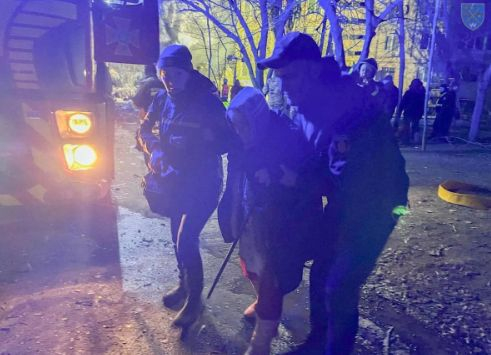 Среднощна атака с дронове Шахед срещу Одеса, силни взривове, срутени сгради, има загинали и ранени СНИМКИ
