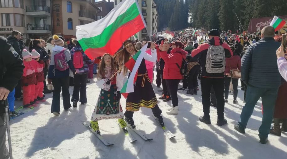 България настръхна! Зрелище като това в Пампорово не се вижда всеки ден ВИДЕО