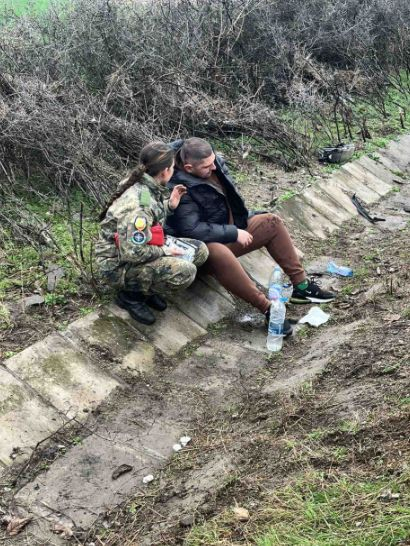 Ад на път в Старозагорско, военни се намесиха по спешност СНИМКИ 