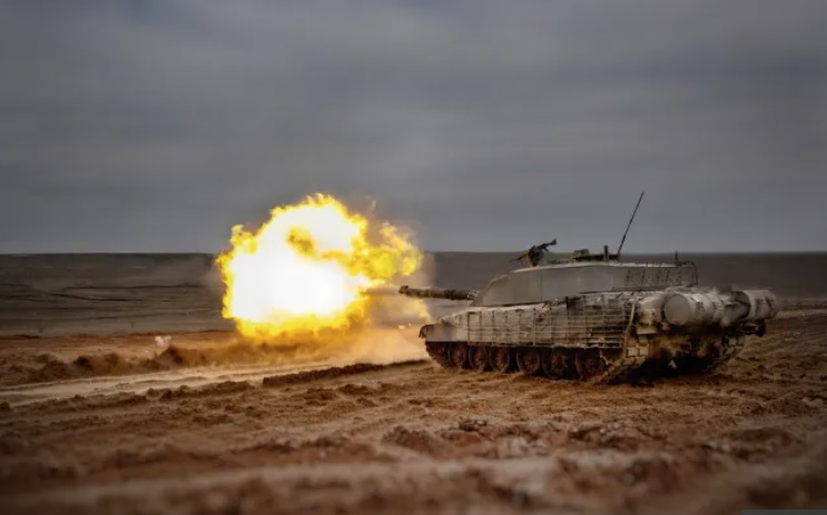 Украинските военни назоваха плюсовете и минусите на танковете Challenger 2 СНИМКИ